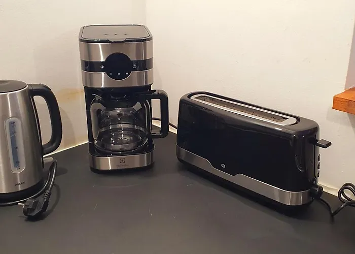 The Family - Bel 4/6 Places Rouen